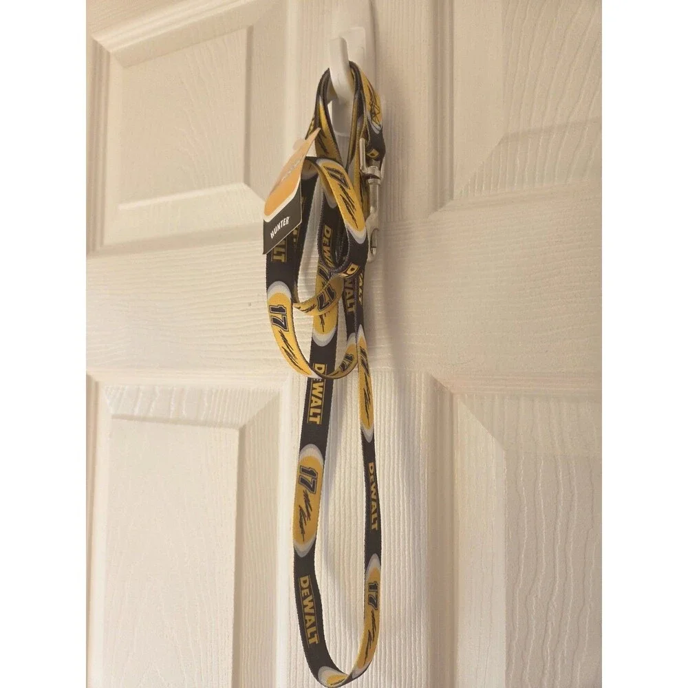 Matt Kenseth #17 Dog Leash NASCAR Dewalt NWT 6 ft Medium Carabiner Clip